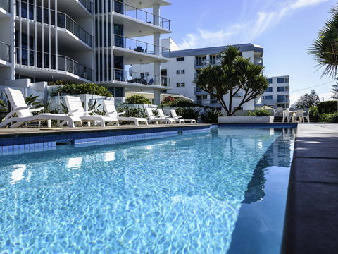 Grand Mercure Apartments Bargara - Coogee Beach Accommodation 1