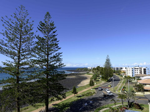 Grand Mercure Apartments Bargara - Coogee Beach Accommodation 11