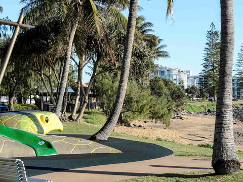 Grand Mercure Apartments Bargara - Coogee Beach Accommodation 12