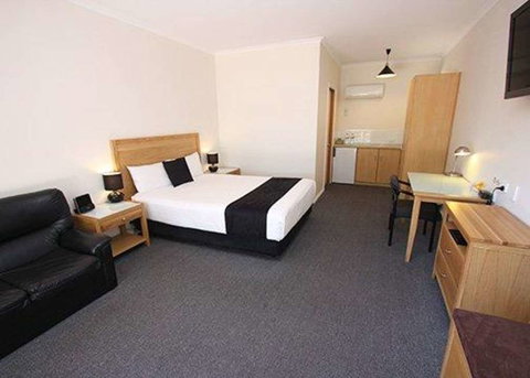 Comfort Inn Lady Augusta - Coogee Beach Accommodation 1