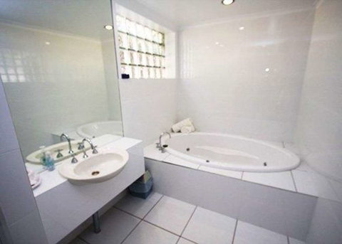 Comfort Inn Lady Augusta - Coogee Beach Accommodation 10