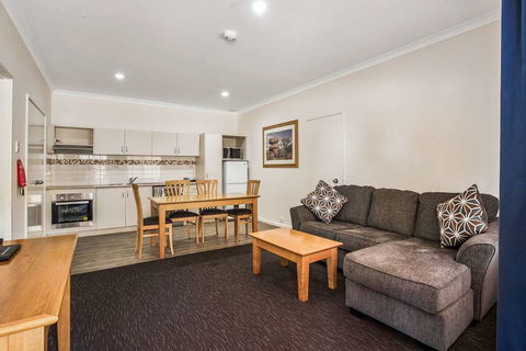 Karratha Central Apartments - Coogee Beach Accommodation 11