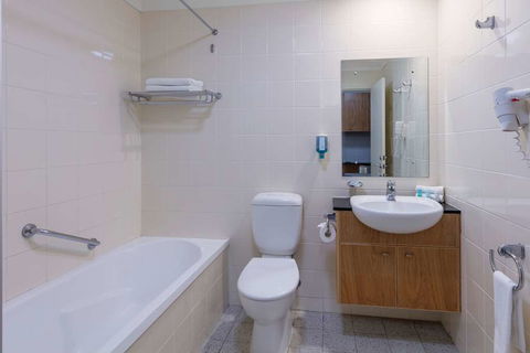 Nesuto Canberra Apartment Hotel - Coogee Beach Accommodation 4