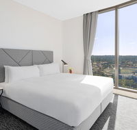 Meriton Suites George St - Coogee Beach Accommodation