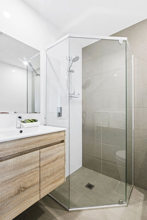 Astra Apartments Parramatta - Skyrise - Coogee Beach Accommodation 9