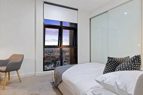 Astra Apartments Parramatta - Skyrise - Coogee Beach Accommodation 10