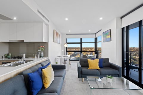 Astra Apartments Parramatta - Skyrise - Coogee Beach Accommodation 13