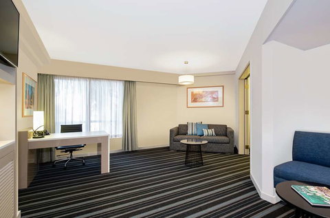 DoubleTree by Hilton Esplanade Darwin - Coogee Beach Accommodation 5