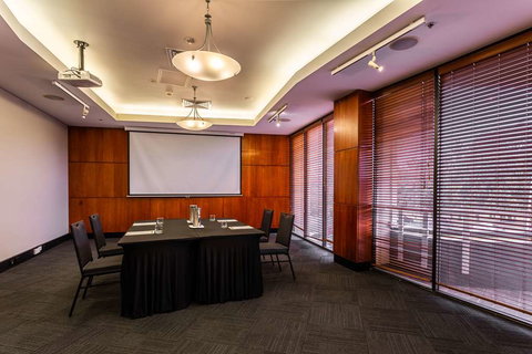 DoubleTree by Hilton Hotel Darwin - Coogee Beach Accommodation 12