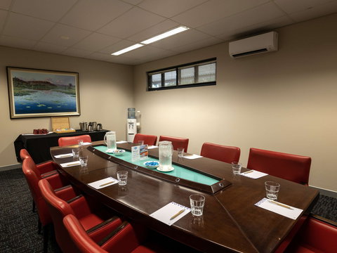 Novotel Darwin Airport Hotel - Coogee Beach Accommodation 7