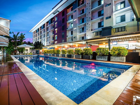 Novotel Darwin Airport Hotel - Coogee Beach Accommodation 16