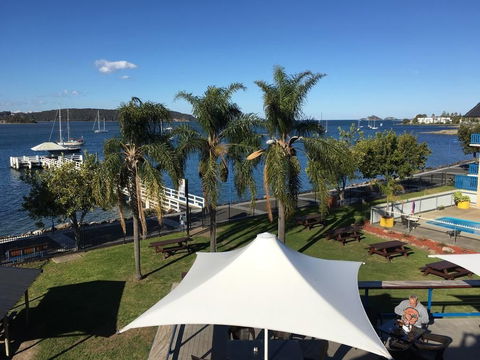 Mariners On The Waterfront - Coogee Beach Accommodation 2