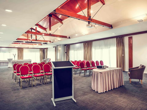 Mercure Darwin Airport Resort - Coogee Beach Accommodation 8