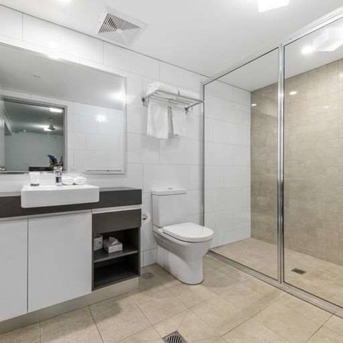 H on Mitchell Apartment Hotel - Coogee Beach Accommodation 2