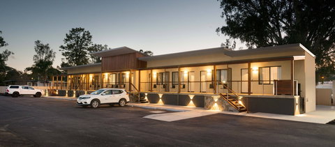 New Crossing Place Motel - Coogee Beach Accommodation 0