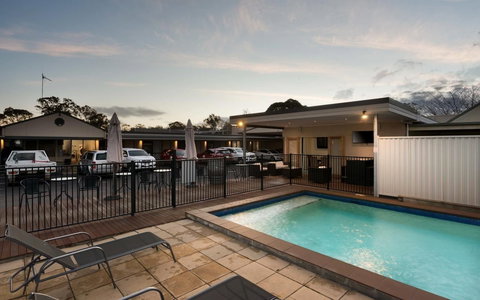 New Crossing Place Motel - Coogee Beach Accommodation 1
