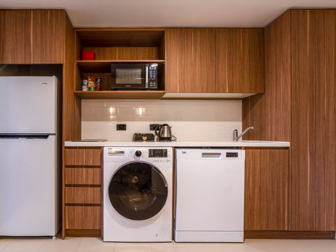 Mantra Gladstone - Coogee Beach Accommodation 2