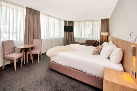 Clarion Hotel Townsville - Coogee Beach Accommodation 0