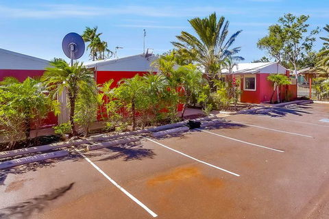 Econo Lodge Karratha - Coogee Beach Accommodation 1