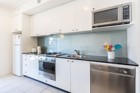 Astra Apartments Sydney CBD - Coogee Beach Accommodation 2