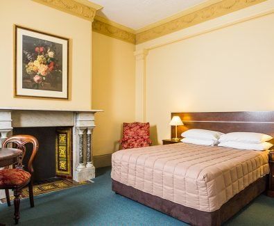 Avonmore On The Park - Coogee Beach Accommodation 0