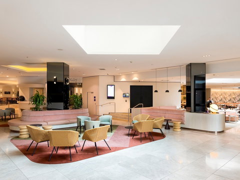 Novotel Sydney International Airport - Coogee Beach Accommodation 0