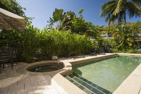 Port Douglas Apartments - Coogee Beach Accommodation 2