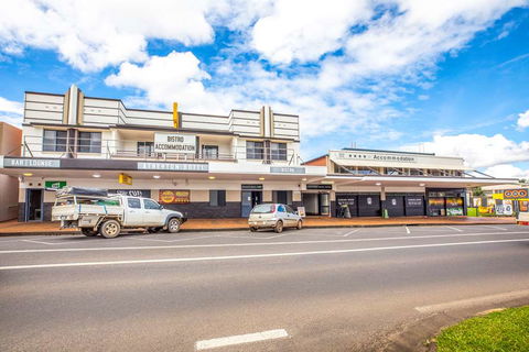 Atherton Hotel - Coogee Beach Accommodation 0