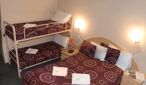 Arena Hotel - Coogee Beach Accommodation 2