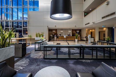 Crowne Plaza Canberra - Coogee Beach Accommodation 2