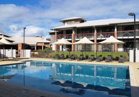 Margarets In Town Apartments - Coogee Beach Accommodation 0