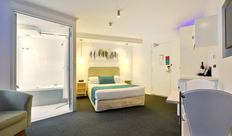 Atlantic Tower Motor Inn - Coogee Beach Accommodation 2
