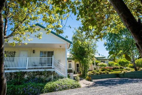 Yarra Gables Motel - Coogee Beach Accommodation 1
