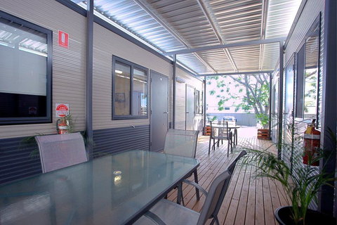 Discovery Parks Blackwater - Coogee Beach Accommodation 0
