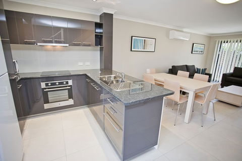 Stonewood Villas - Coogee Beach Accommodation 1