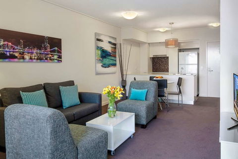 Evolution Apartments - Coogee Beach Accommodation 1