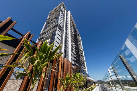 The Milton Brisbane - Coogee Beach Accommodation 0