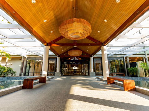 Novotel Sunshine Coast Resort - Coogee Beach Accommodation 0