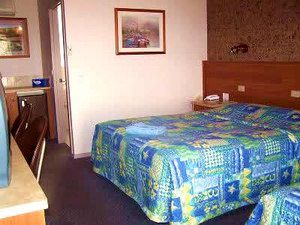 Anchor Belle Motel - Coogee Beach Accommodation 1