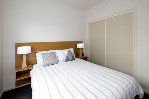 Lady Bay Resort - Coogee Beach Accommodation 1