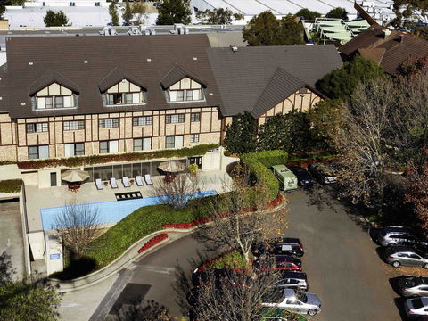 Grand Mercure The Hills Lodge - Coogee Beach Accommodation 17