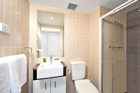 Astra Apartments Parramatta - Coogee Beach Accommodation 5