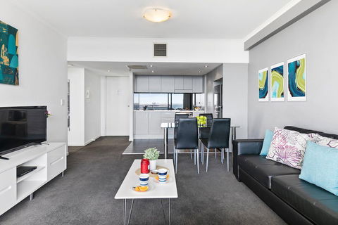 Astra Apartments Parramatta - Coogee Beach Accommodation 6