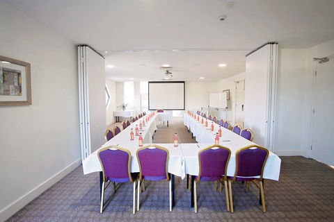 Golden Pebble Hotel - Coogee Beach Accommodation 8
