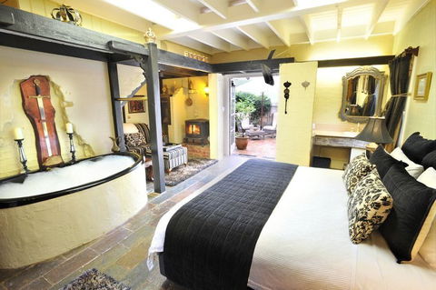 Adeline Bed & Breakfast - Coogee Beach Accommodation 10