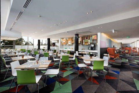 Atura Dandenong - Coogee Beach Accommodation 10