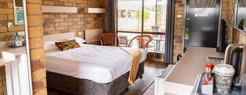 Abacus Motel Mount Isa - Coogee Beach Accommodation 4