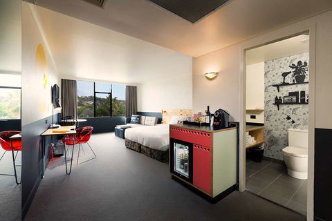 Atura Albury - Coogee Beach Accommodation 6