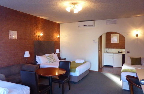 Meramie Motor Inn - Coogee Beach Accommodation 4