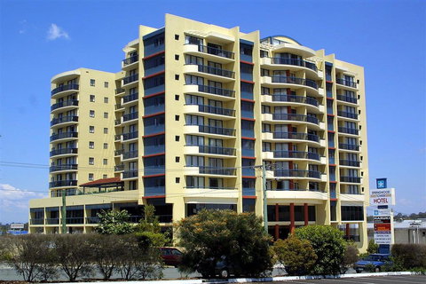 Springwood Tower Apartment Hotel - Coogee Beach Accommodation 0